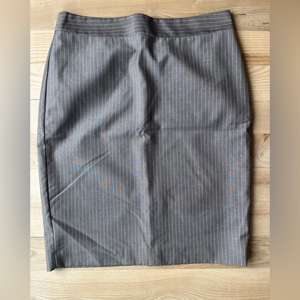 Ann Taylor Gray Pinstripe Skirt